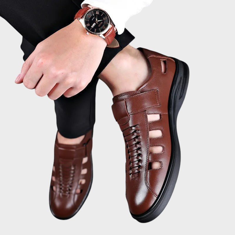 Daniel | Brown leather sandals in a sporty style