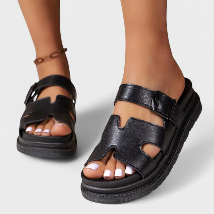 VERITY | Orthopaedic sandals