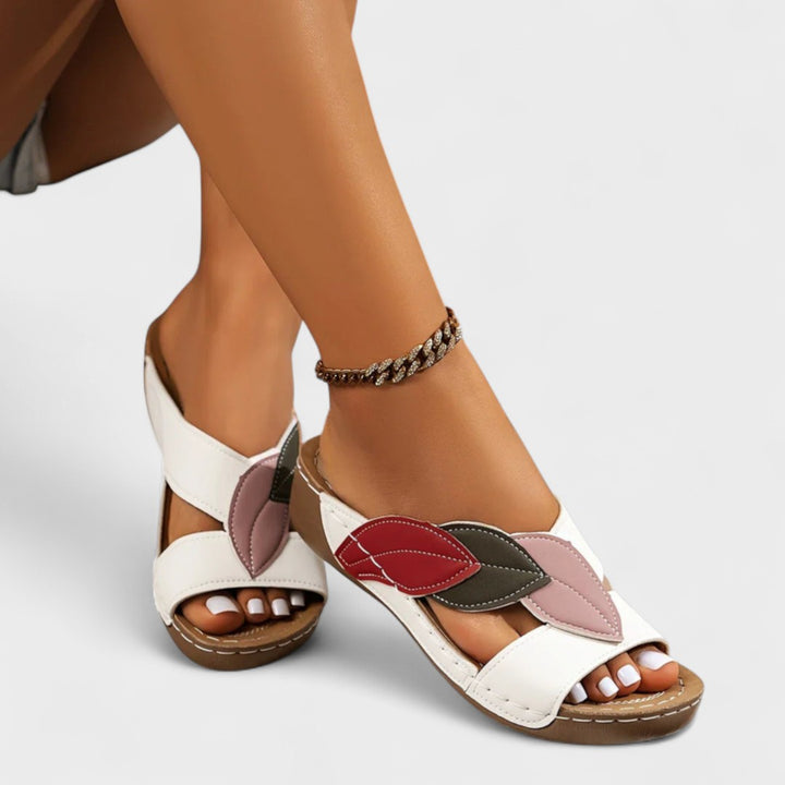 CLEMENTINE | Slip-on sandals