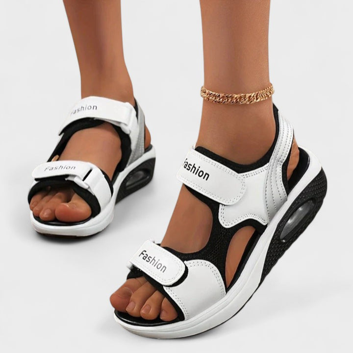BRONTE | Stylish sandals for summer