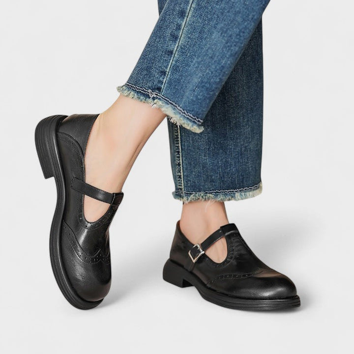 CARYS | Elegant Mary Janes in Leather