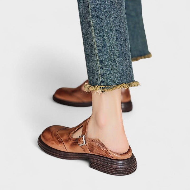 CARYS | Elegant Mary Janes in Leather